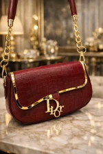 Fashion Maroon Rexine Shoulder Bag with Gold Hardware - Image 4