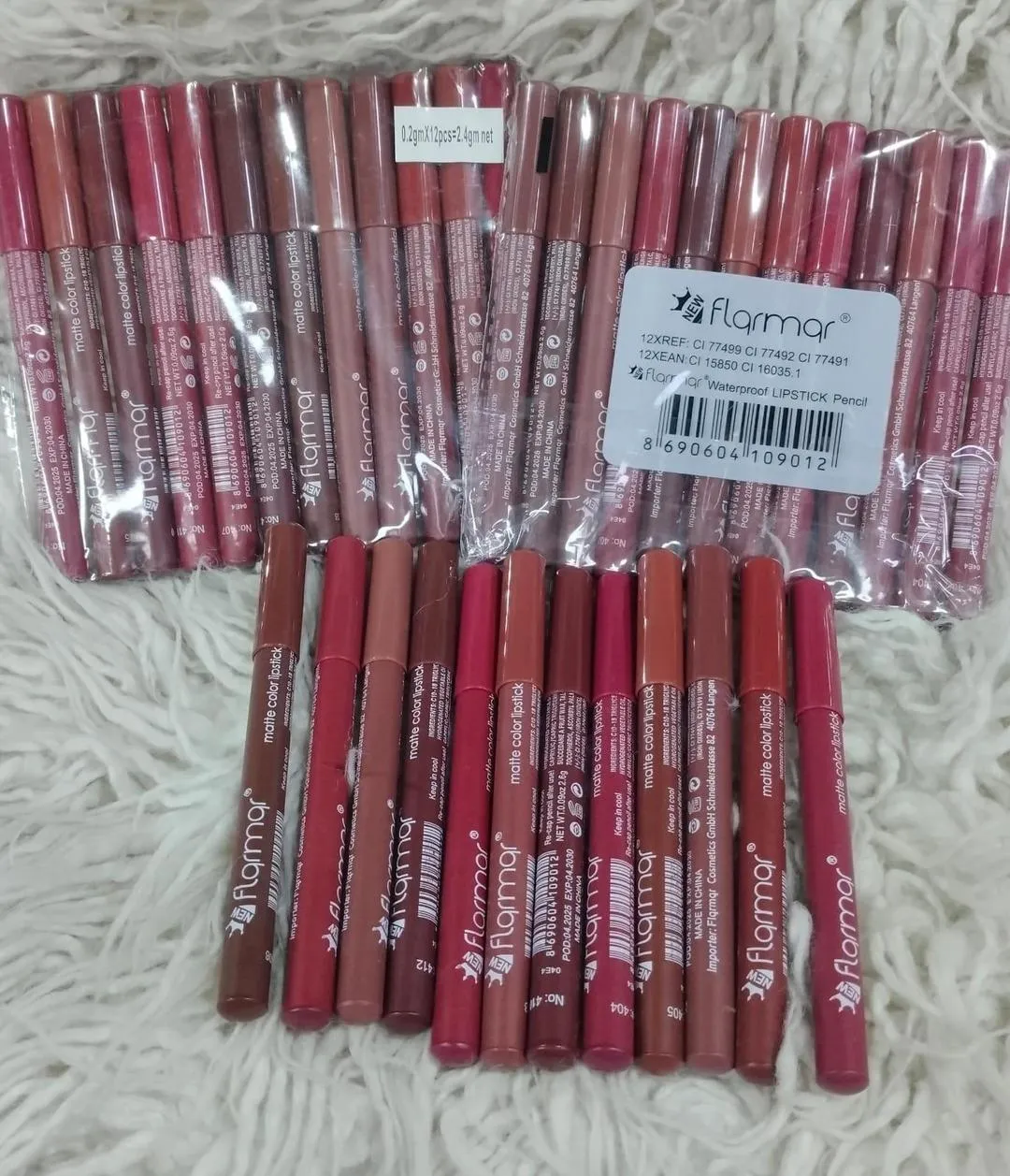 1598-72-724442-product-1 Lip Pencil Set 12 Pcs Matte Red Brown Shades - Image 1