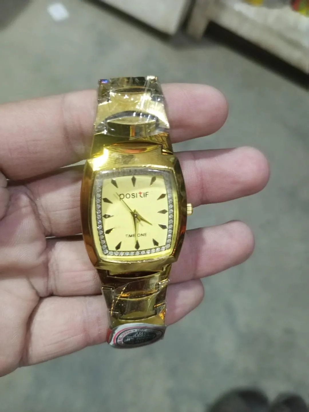 1885-132-710908-product-2 Positif Men's Gold Watch 45mm Square Dial - Image 1