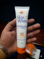 Skin White Sunblock Cream SPF 60 Brightening & UV Protection - Image 3