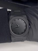 Men's Black Geometric Watch Lightweight Daily Wear - Image 5