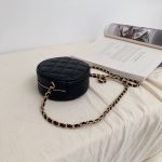 Fashion Women's White Round Chain Shoulder Bag – Quilted Design - Image 6