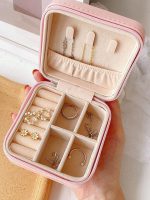 Jewelry Storage Box leather Jewelry Stand Earrings Ring Box Cosmetics Beauty Container Organizer (random color) - Image 3