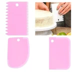 3PCS/Set DIY Cake Cream Scraper Set Cake Decorating Tools Multifunctional Irregular Teeth Edge Kitchen Baking Tool(Pack of 3) - Image 2
