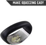 Garlic Press Rocker - Stainless Steel Garlic Press, Versatile Garlic Crusher, Easy to Use and Store Garlic Mincer – Effortless Cleanup and Dish Safe Garlic Grater(random color)