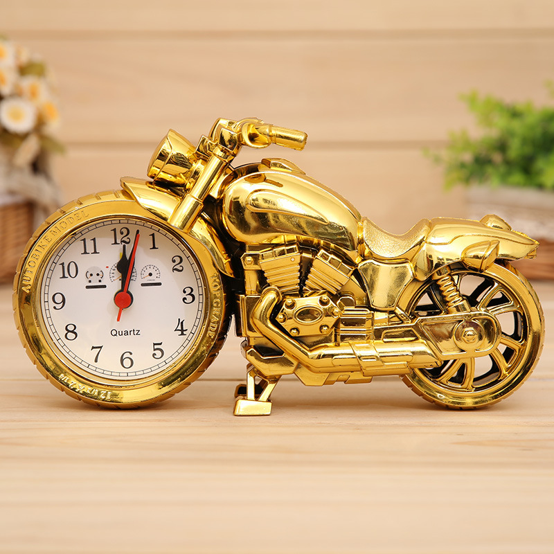 MZCHYHAM4367-media-7 Motorcycle Shape Retro Alarm Clock – Unique Home Decor Piece - Image 1