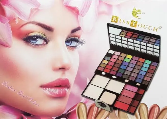 S82fb49e5ccd04c3da5ee4fcce55a37f6c.jpg_720x720q80.jpg_.webp KISS TOUCH PROPER LARGE MAKE UP KIT - Image 1
