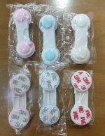 1 Pc - Children Kid Drawer Lock Baby safe Angle Sliding Door Plastic Child safety locks products ( random color )