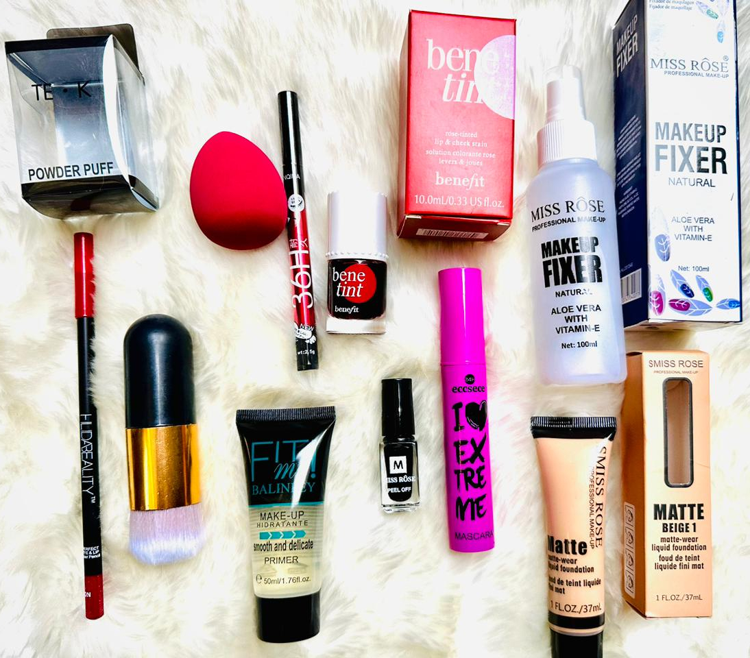 WhatsApp-Image-2024-07-17-at-11.03.13-PM-2.jpeg 10 in 1 Makeup Deal - Image 1
