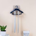 1pcs Toothbrush Holders Wall Mounted Hangers Style Toothbrush Holder Tooth Brush Razor Organizers Holder Bathroom Accessories(random color ) - Image 2