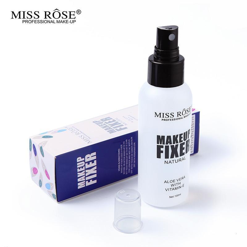 WhatsApp-Image-2024-08-19-at-6.06.14-PM.jpeg 15 in 1 Makeup Deal - Image 1