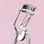 Eyelash Curler, Makeup Tool With Silicone Cushioned Curler Pad ,Creates Eye-Opening & Lifted Lashes (random color) - Image 3