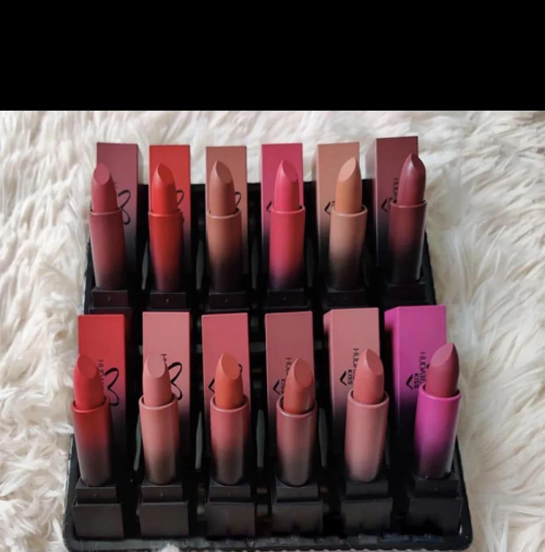 WhatsApp-Image-2024-09-30-at-1.51.51-PM-1.jpeg Pack of 6 Nude shades bullet lipstick - Image 1