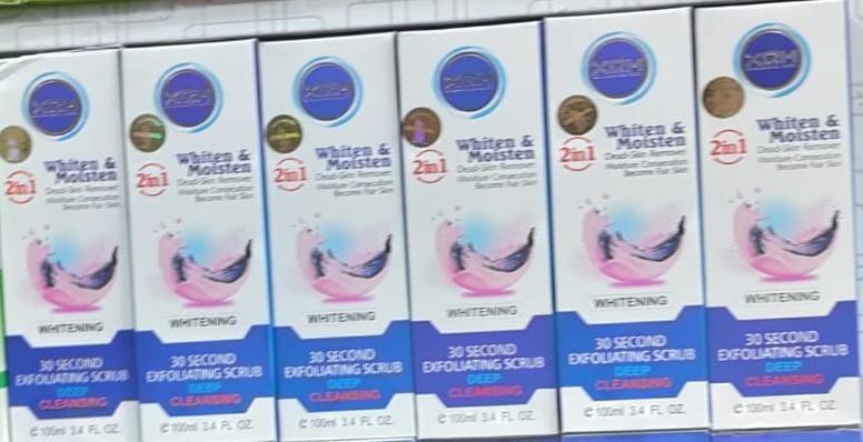 WhatsApp-Image-2024-10-11-at-4.24.56-PM-1.jpeg XQM 2 in 1 whiten and moisten Face & Body 100ml - Image 1