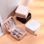 Travel Leather Pocket Jewellery Organizer With Box (Mix/Random color) - Image 4