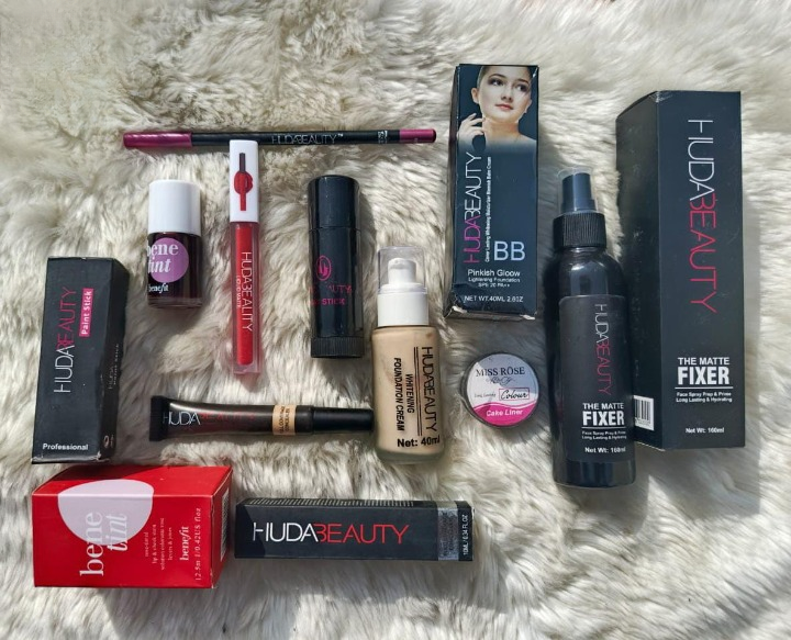WhatsApp-Image-2025-01-03-at-2.31.04-PM_cleanup-1.png 8-in-1 Ultimate Makeup Deal – Essential Beauty Products for Every Look! - Image 1