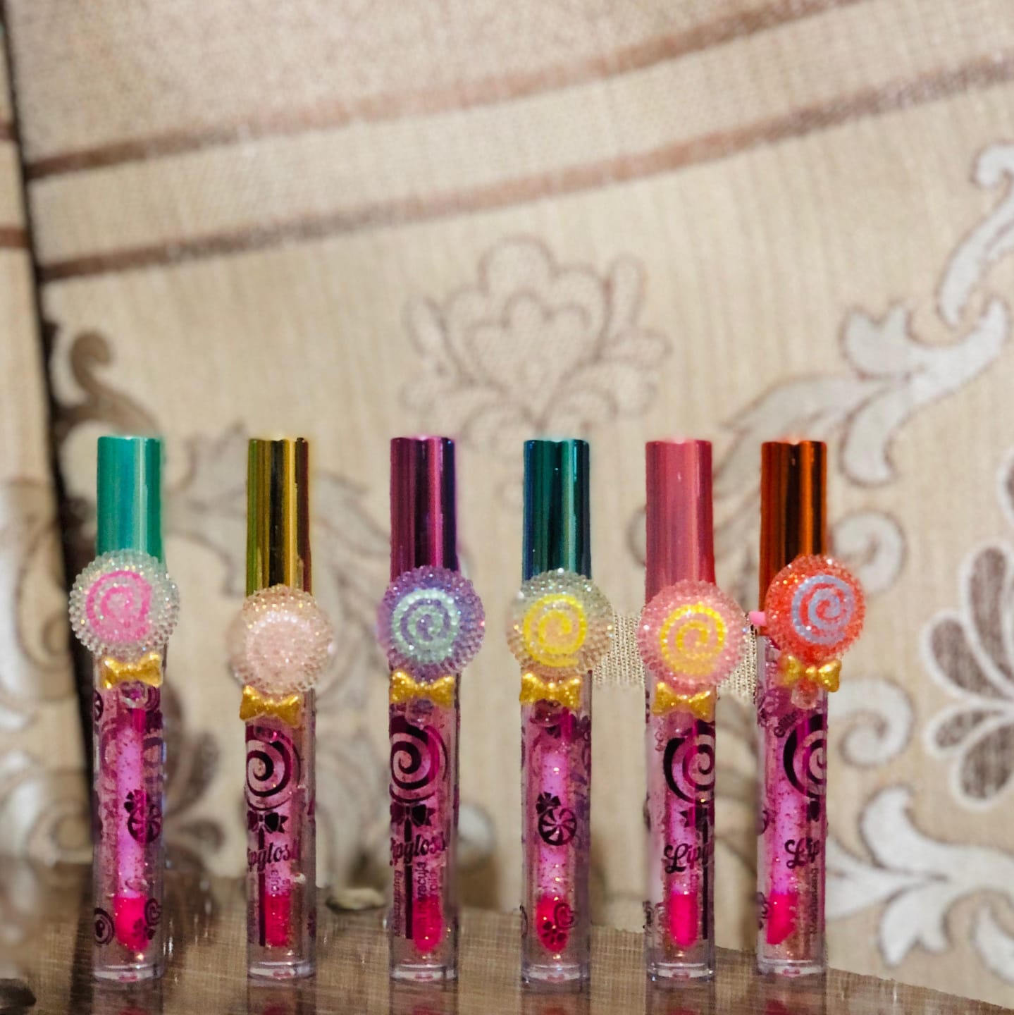 WhatsApp-Image-2025-01-11-at-12.25.46-PM-1.jpeg 2 Pcs High Pigmented Beautiful Glitter Lipgloss (random color) - Image 1