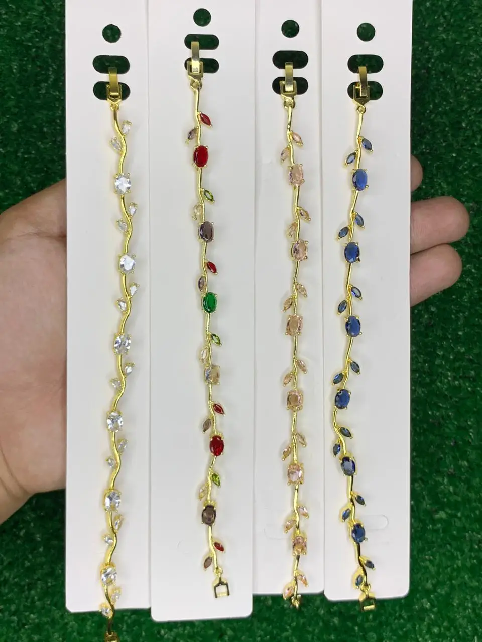 2615-78-739272-product-1 Trending Tulip Charm Bracelet for Girls & Women – Floral Fashion Jewelry - Image 1
