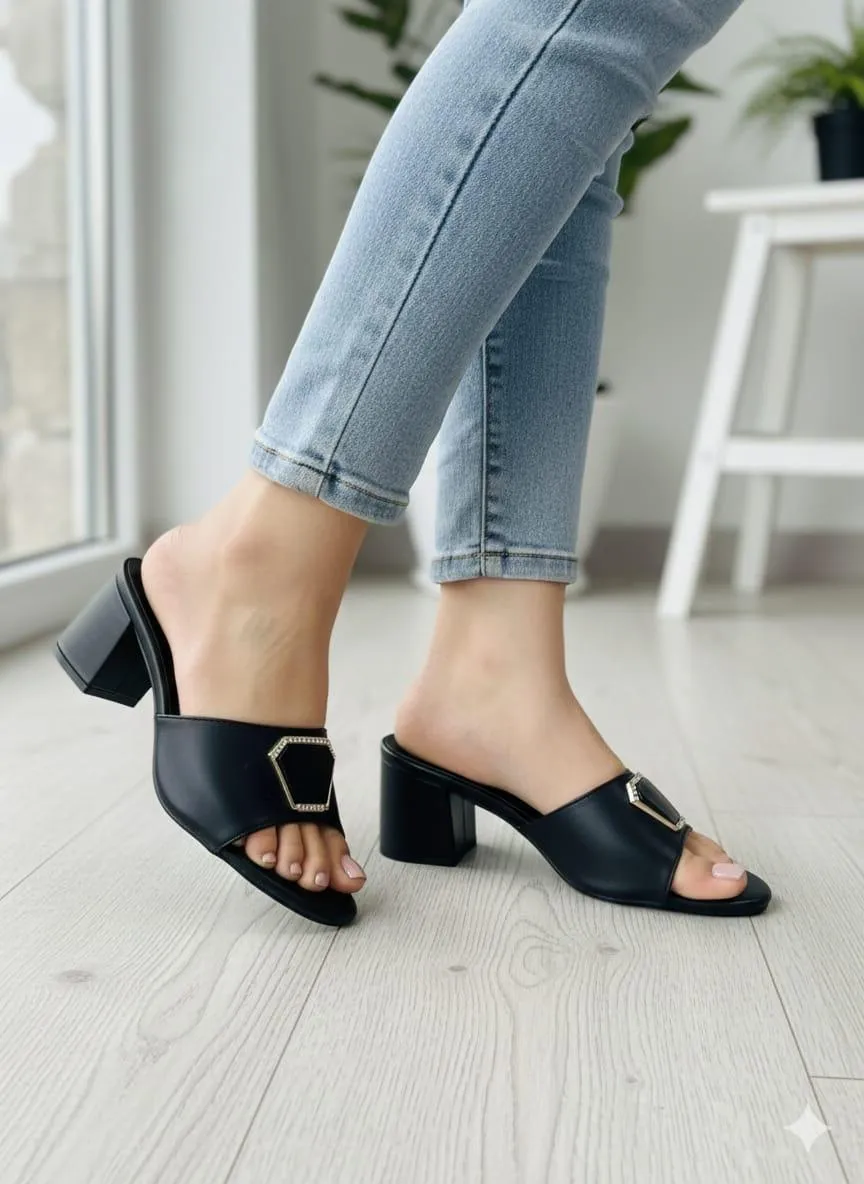 958-150-690146-product-1 Women's Black Block Heel Shoes with Hexagonal Buckle - Image 1